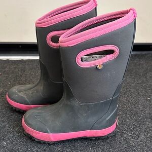 Bogs Kids Waterproof winter Boots - Gray and Pink